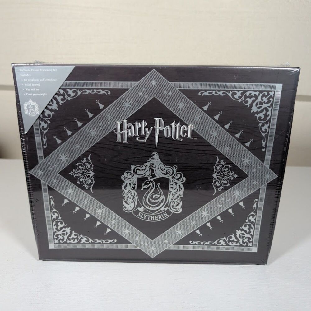NEW Harry Potter Slytherin Deluxe Stationery Set  Sealed Insight Editions